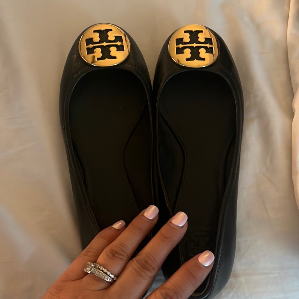 Tory ballet flats